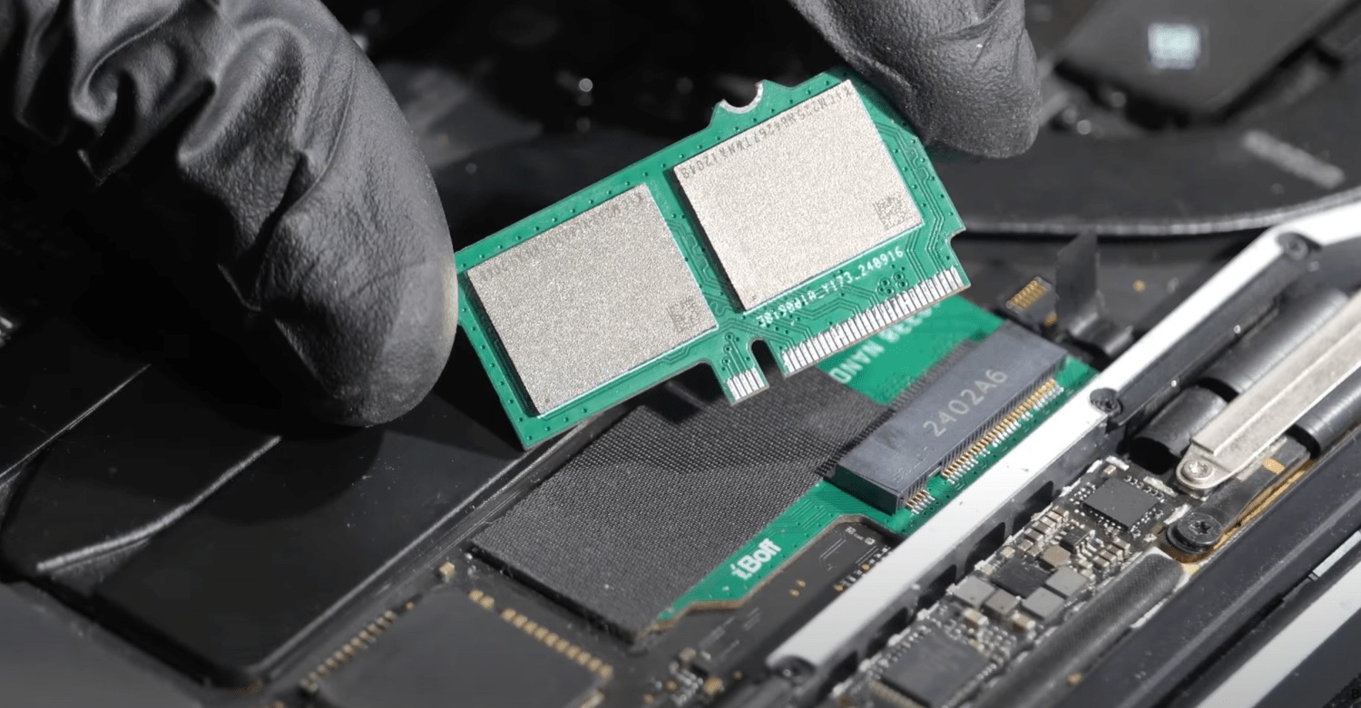 Апгрейд MacBook: SSD, память, батарея